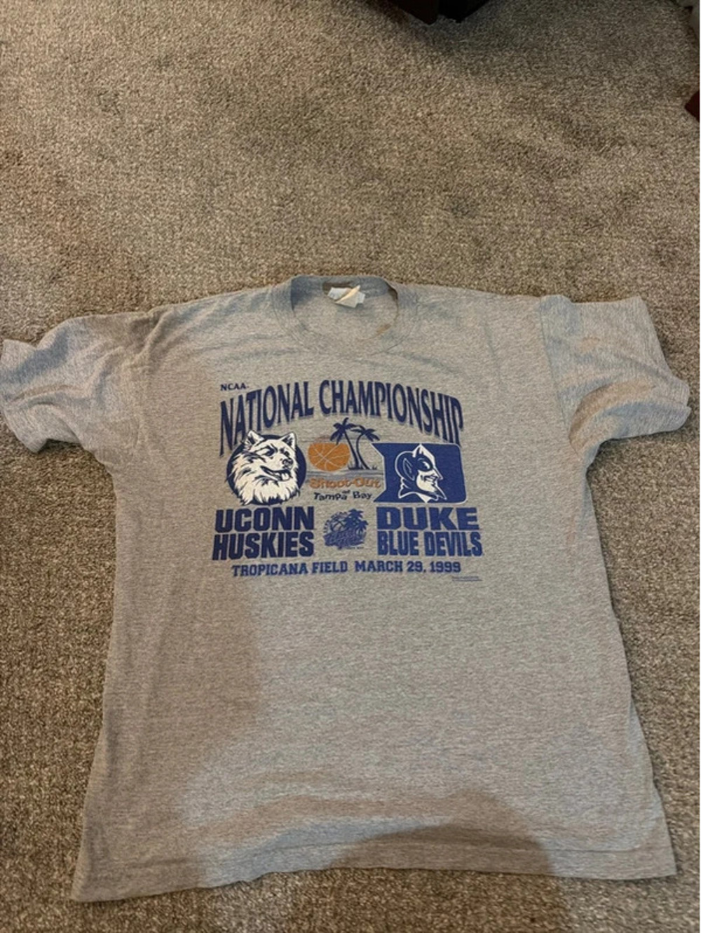 Vintage 1991 UCon & Duke Championship Tshir